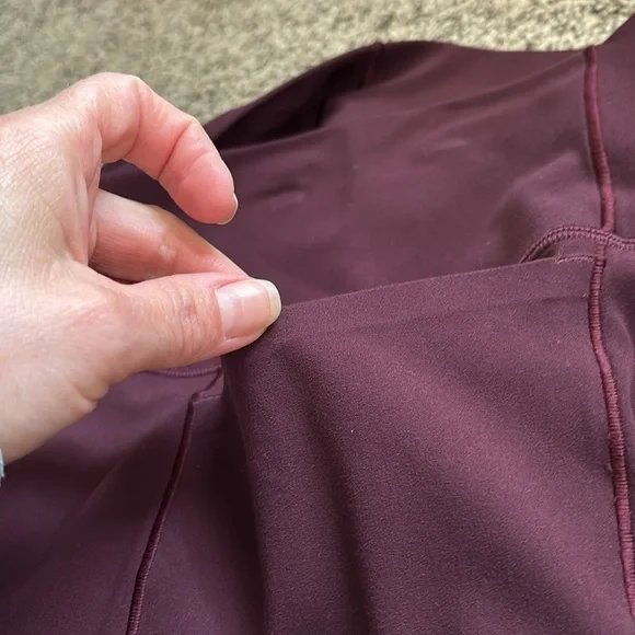 Athleta Transcend Stash leggings size XL - Picture 4 of 6